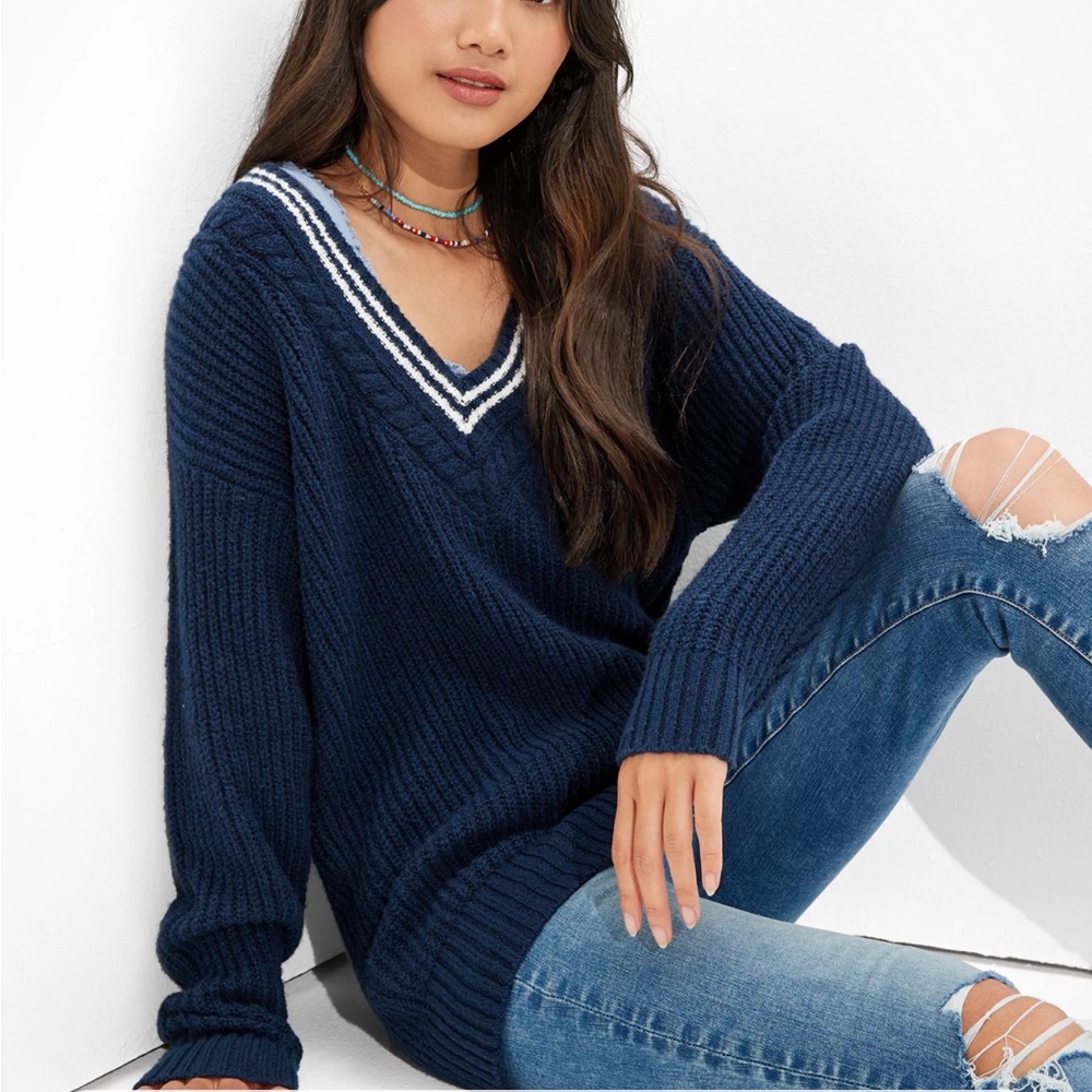 AE Oversized Vintage V-Neck Sweater Navy Blue Size Large